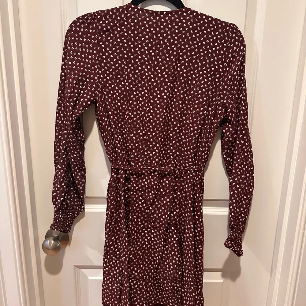 Abercrombie & Fitch Burgundy Floral Long Sleeve Wrap Dress – Size S - Picture 4 of 7